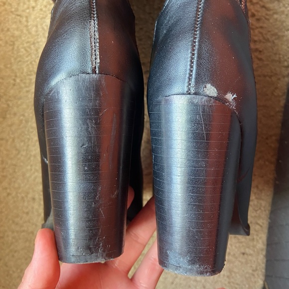 COPY - Steve Madden Lasso Boots - Picture 4 of 4